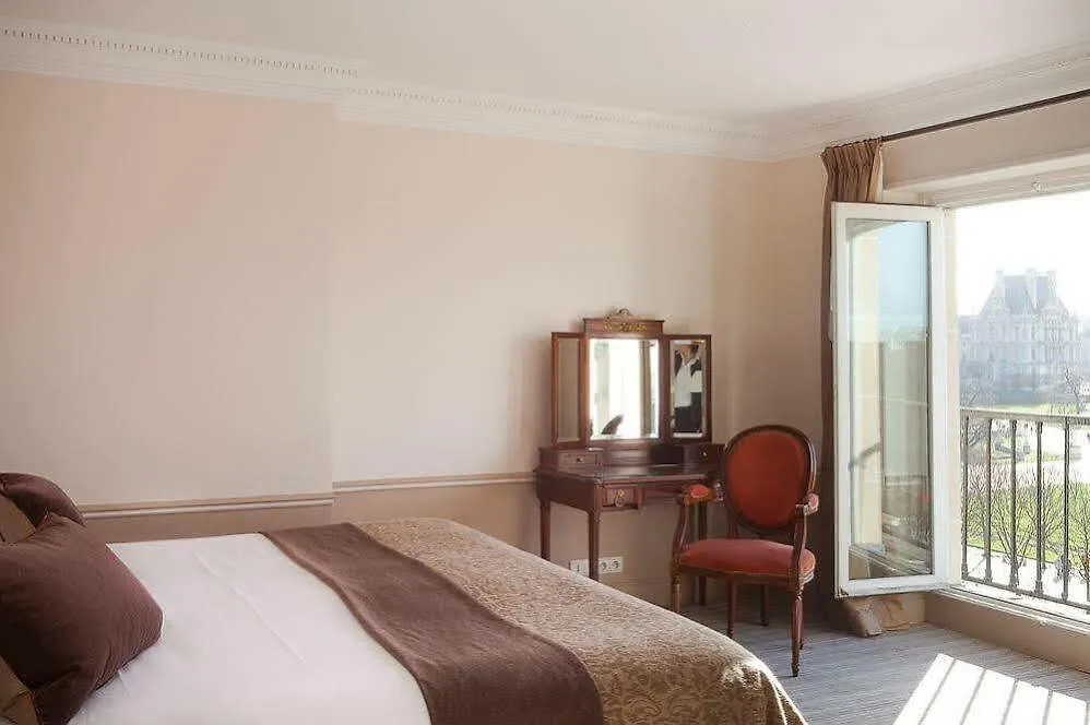 Hotel Brighton - Esprit De France Paris 4*,