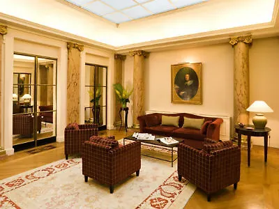 Hotel Brighton - Esprit De France Paris 4*,